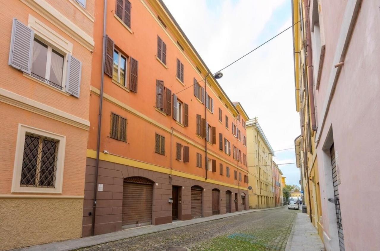 La Sosta 2-Casa Accanto Alla Stazione Dei Treni Modena Exterior photo